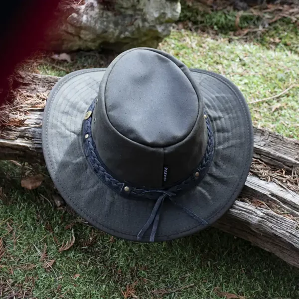 The wilderness green waxed cotton unisex hat by Wombat