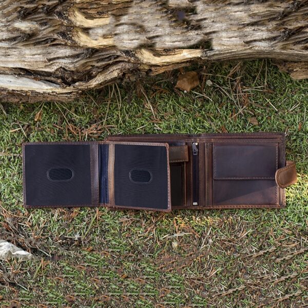 wombat Brown Oiled Leather Trifold Tab Wallet showing coin pocket and 2 ID windows