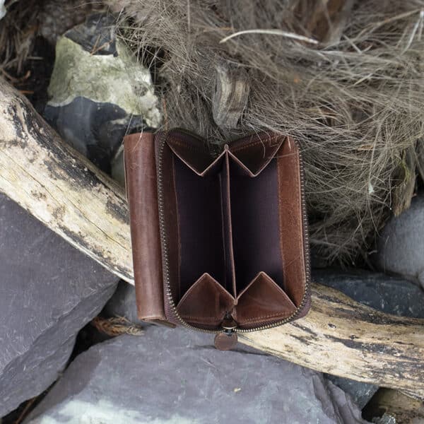 Womans brown vintage style leather medium size purse Wallet showing rear coin purse 2 sections and a chunky metal zip