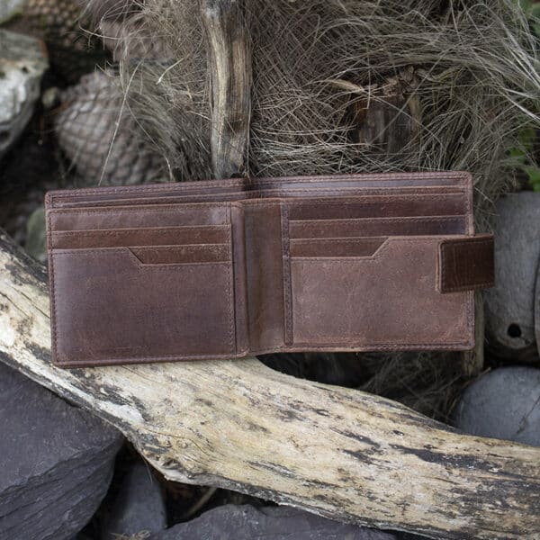 mens notecase vintage style brown leather wallet tab opening showing card slots and note pockets