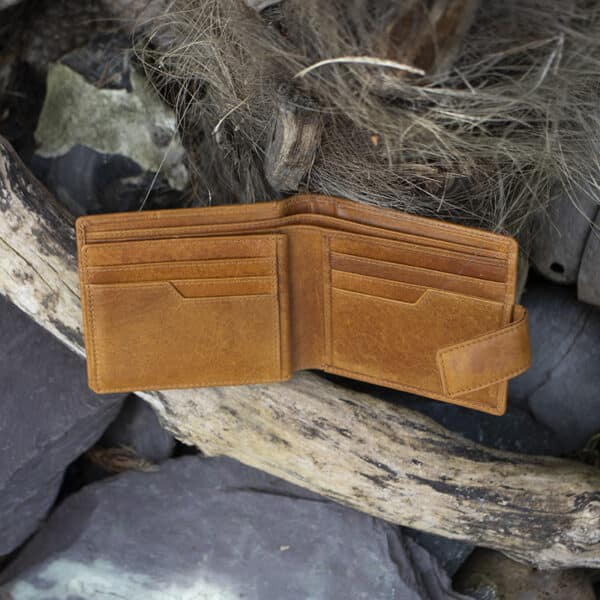 mens notecase vintage style tan leather wallet tab opening showing card slots and note pockets