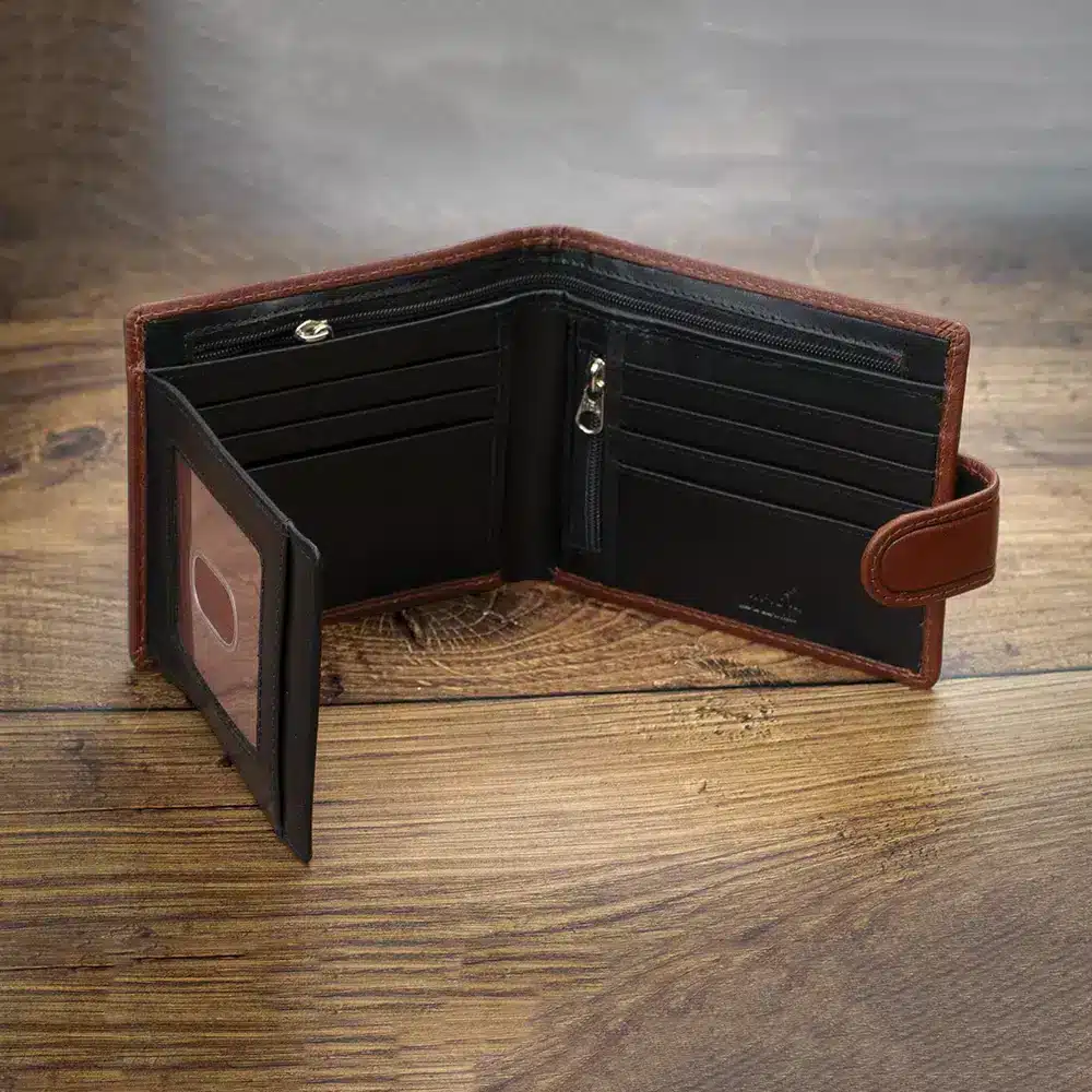 brown leather wallet with a black leather inner in luxury cosw hise leather by wombat
