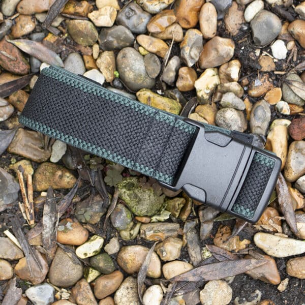 wombat outdoor fabric black strech belt with green trims