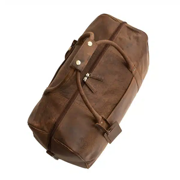 image of a brown hunter leather duffle holdall