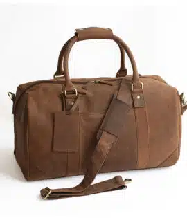 image of a brown hunter leather duffle holdall front view