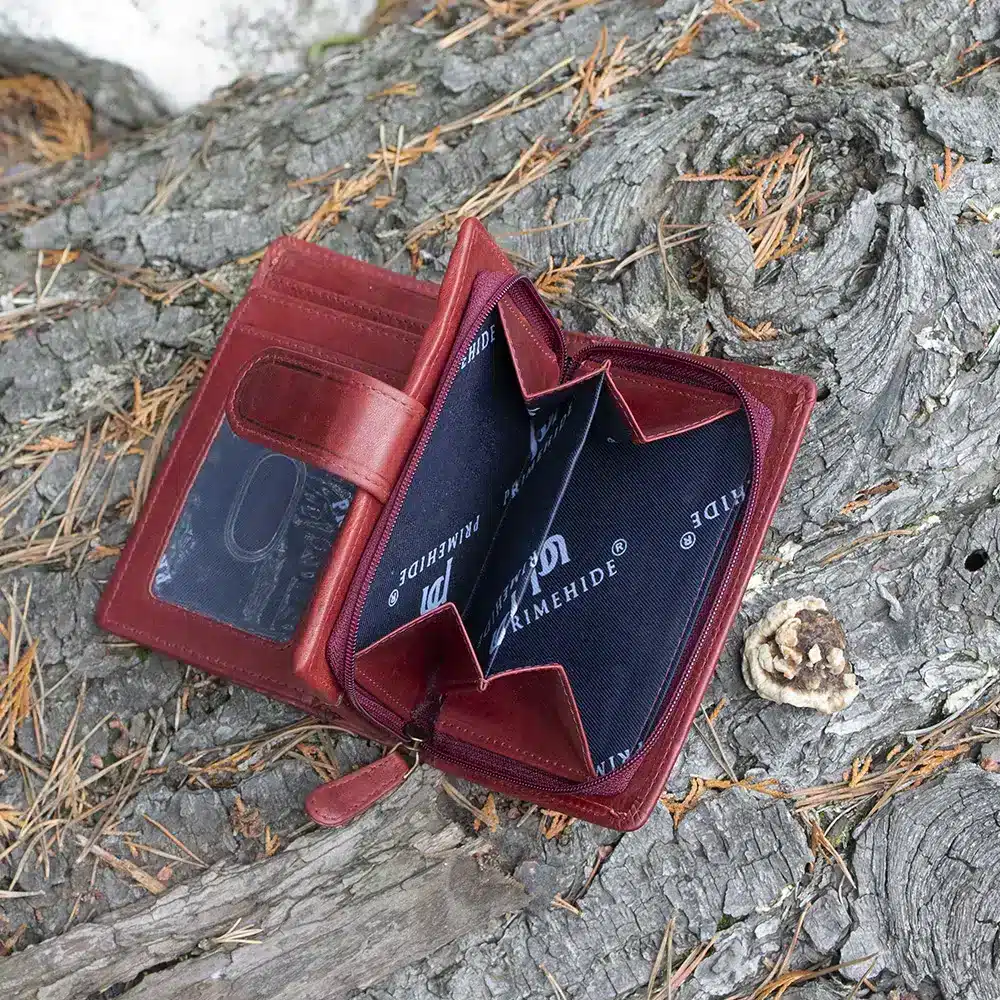 Women’s Leather Wallet – Handmade RFID Blocking Purse | Personalised Gift for Her | Vintage Style Oiled Leather Wallet by Wombat Leather