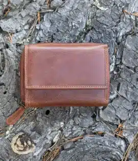 Women’s Leather Wallet – Handmade RFID Blocking Purse | Personalised Gift for Her | Vintage Style Oiled Leather Wallet by Wombat Leather