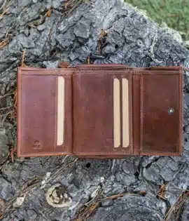 Women’s Leather Wallet – Handmade RFID Blocking Purse | Personalised Gift for Her | Vintage Style Oiled Leather Wallet by Wombat Leather