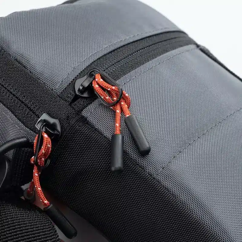 Hi-Tec Quaset Pouch - Adjustable Strap, Zippered Compartments, Durable Polyester (Gray) - Image 8