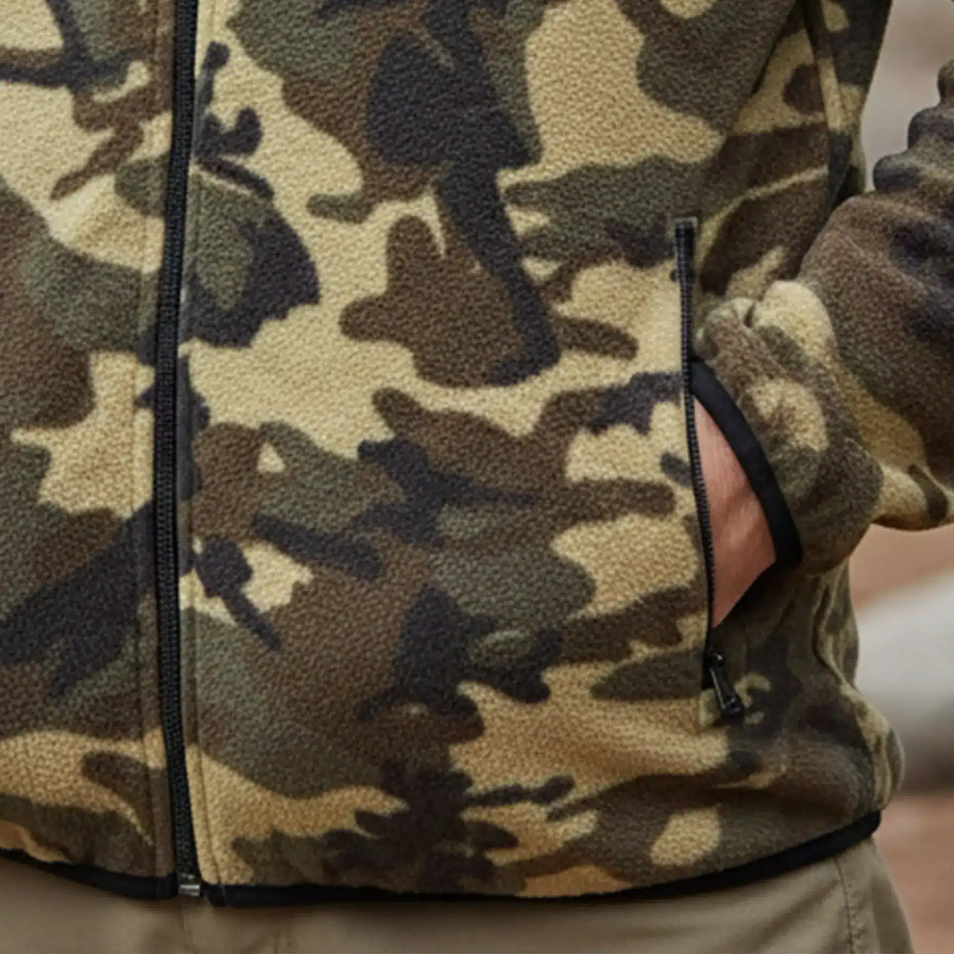 Mens Camouflage Fleece Jacket - Warm, Comfortable & Outdoor-Ready Attire - Image 3